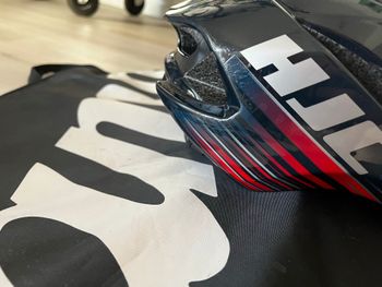 Used hgc Helmet 2022 bike — image 4 of 7