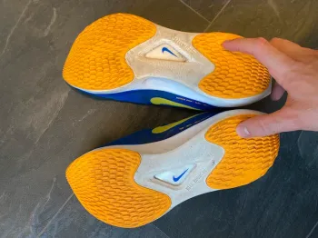 Nike Zoom Racer fly 5 bike usato — immagine 4 di 5