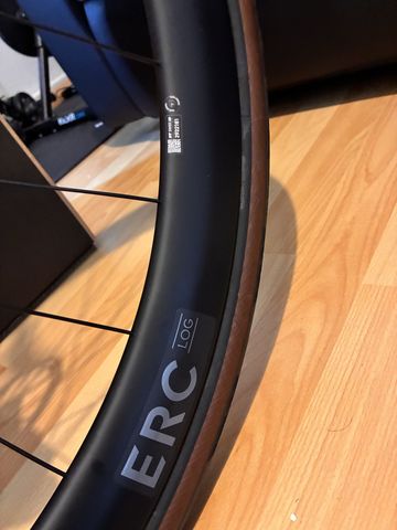 Gebrauchtes Dt Swiss ERC 45 Wheelset 2026 bike — Bild 3 von 6