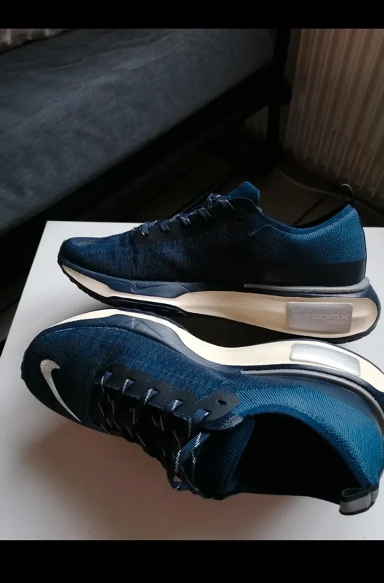 Nike Invincible Run 3 bike d'occasion — image 4 sur 11