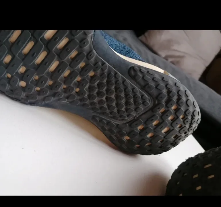 Nike Invincible Run 3 bike d'occasion — image 10 sur 11