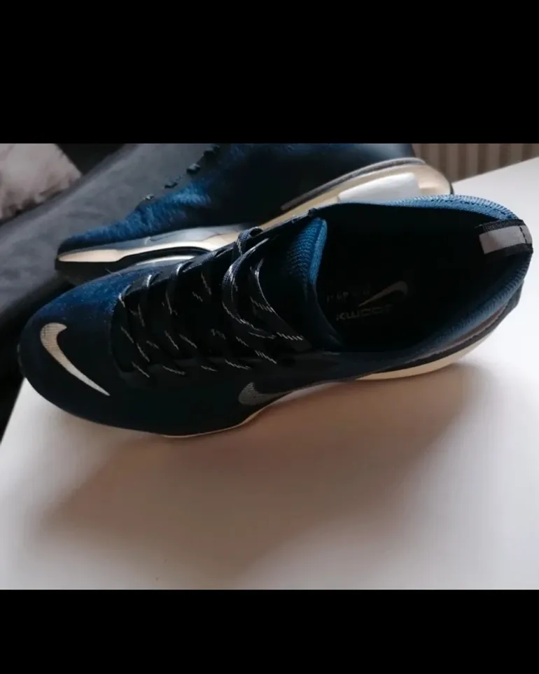 Nike Invincible Run 3 bike d'occasion — image 3 sur 11