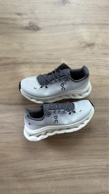 Tweedehands Ideal Cloudtilt Running Shoes