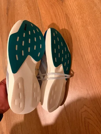 Tweedehands Adidas Adizero EVO SL bike — afbeelding 4 van 5
