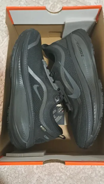 Used Nike Zoom Vomero GTX bike — image 3 of 13