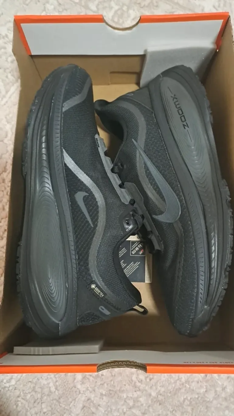 Used Nike Zoom Vomero GTX bike — image 3 of 13