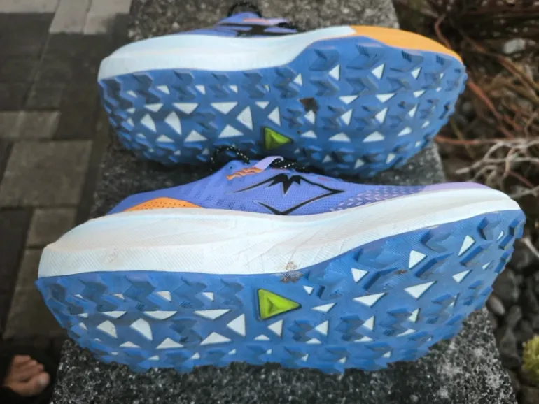 Used Asics Trabuco Max 5 bike — image 6 of 9