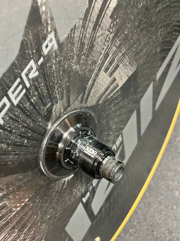 Gebrauchtes Zipp Super-9 Disc Wheel 2022 bike — Bild 4 von 5