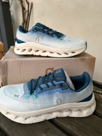Použité On Running Cloud Running Shoes