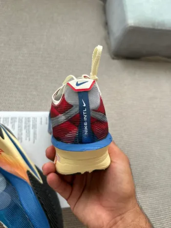 Used Nike ZoomX Vaporfly Next% 4 bike — image 5 of 7