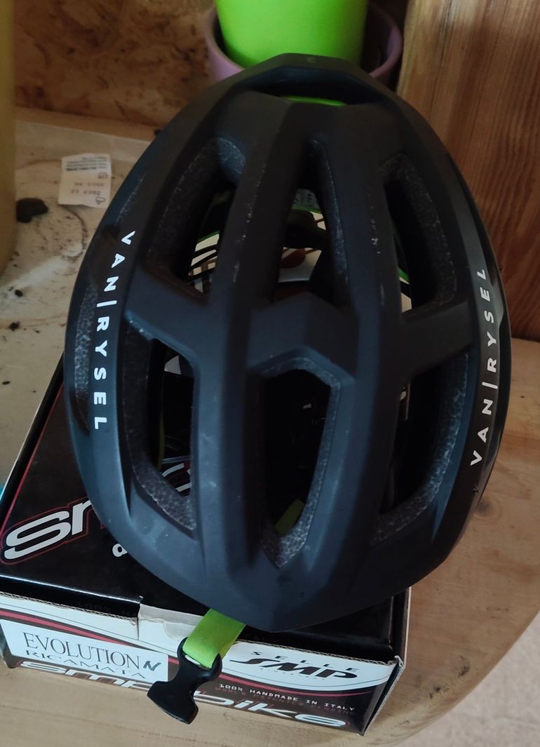 Gebrauchtes Van Rysel Helmet 2024 bike — Bild 2 von 3