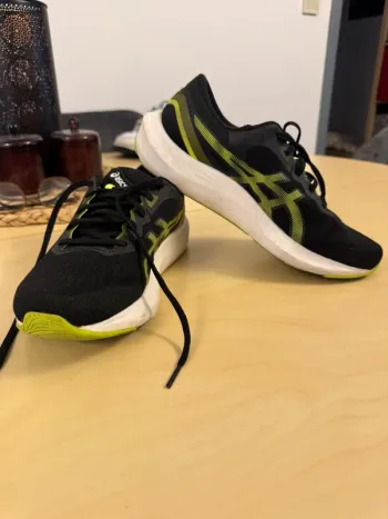 Used Asics Gel-Pulse 13 Running Shoes