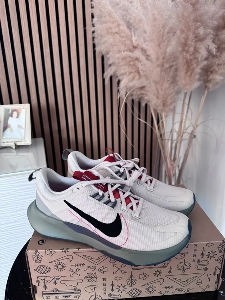 Used Nike Baskets Homme T40 bike — image 4 of 5