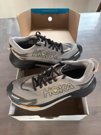 Used Hoka Mafate 5 Running Shoes