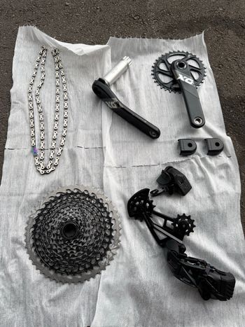 Used Sram MTB Groupset 2023 bike — image 2 of 41