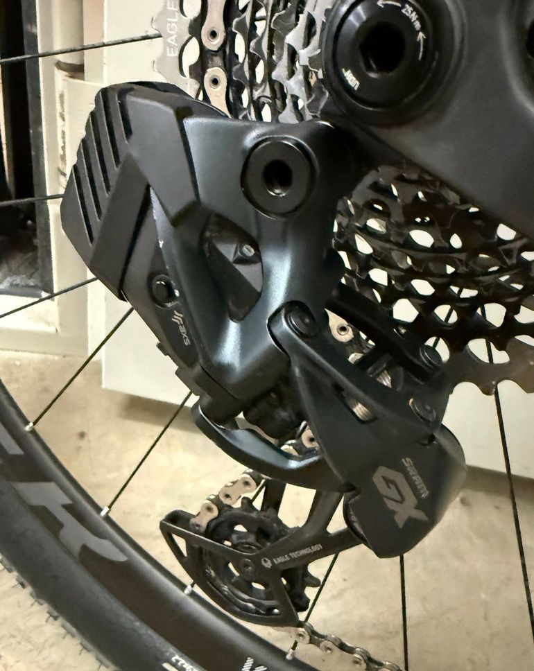 Used Sram MTB Groupset 2023 bike — image 2 of 5