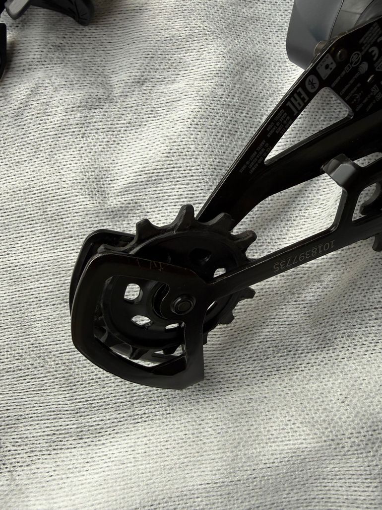 Used Sram MTB Groupset 2023 bike — image 39 of 41