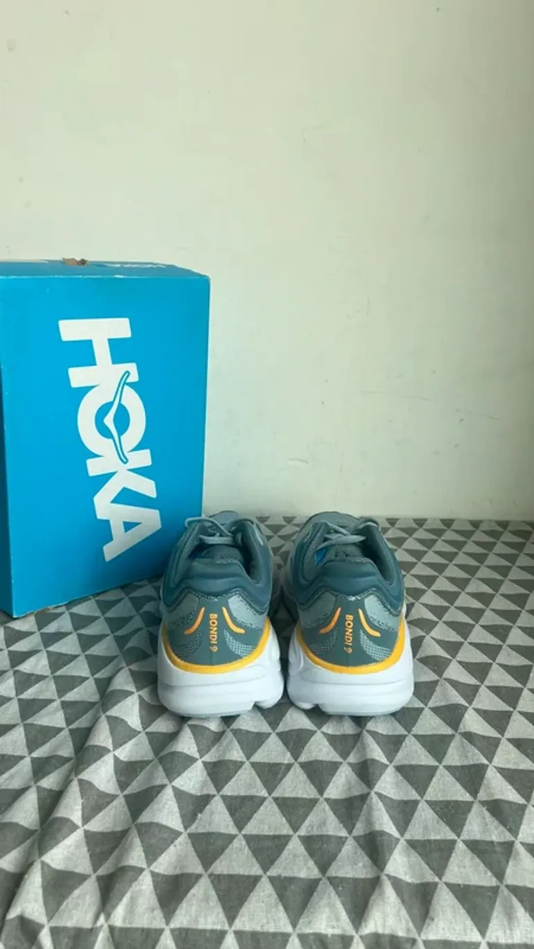 Tweedehands Hoka Shoes Size 42 bike — afbeelding 4 van 6