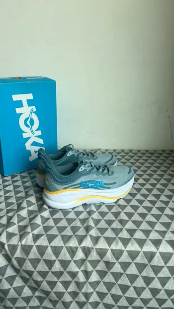 Gebrauchtes Hoka Shoes Size 42 Running Shoes