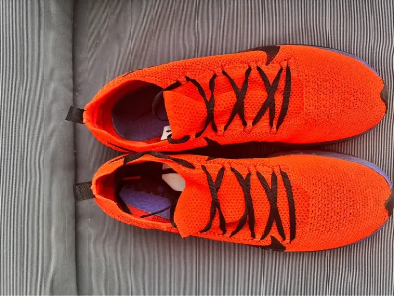 Nike Zoom Vaporfly 4% bike usato — immagine 3 di 4
