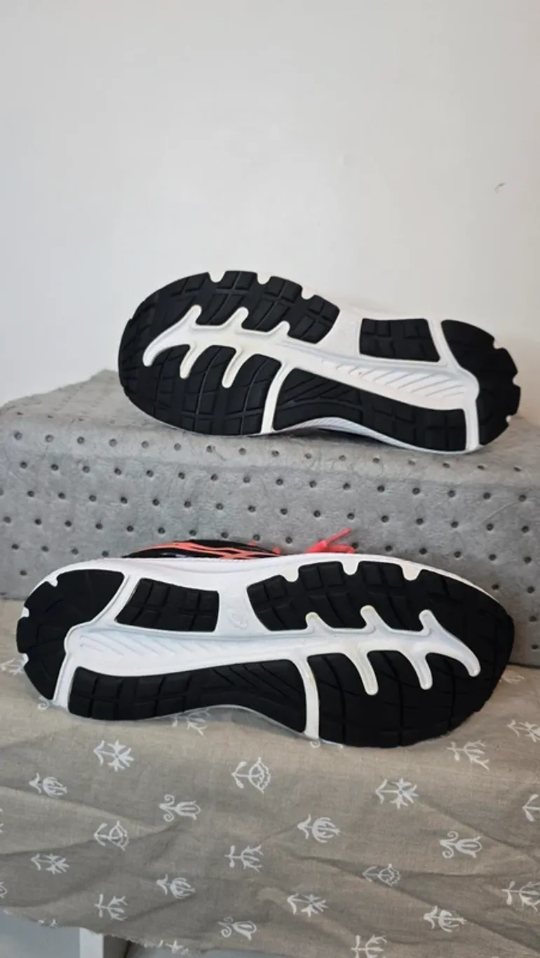 Brugt Asics Contend 8 GS bike — billede 8 af 8