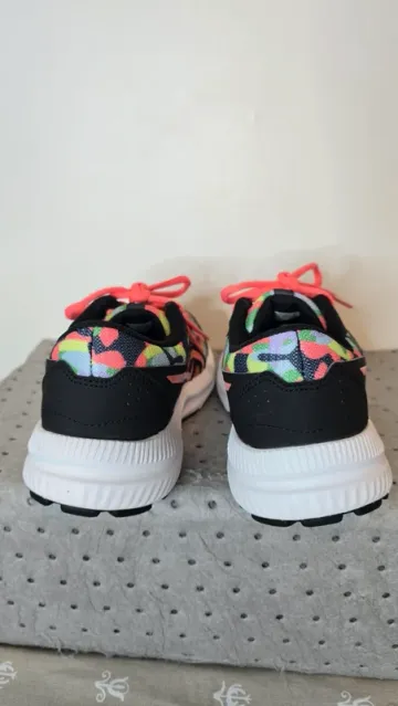 Asics Contend 8 GS bike usato — immagine 4 di 8