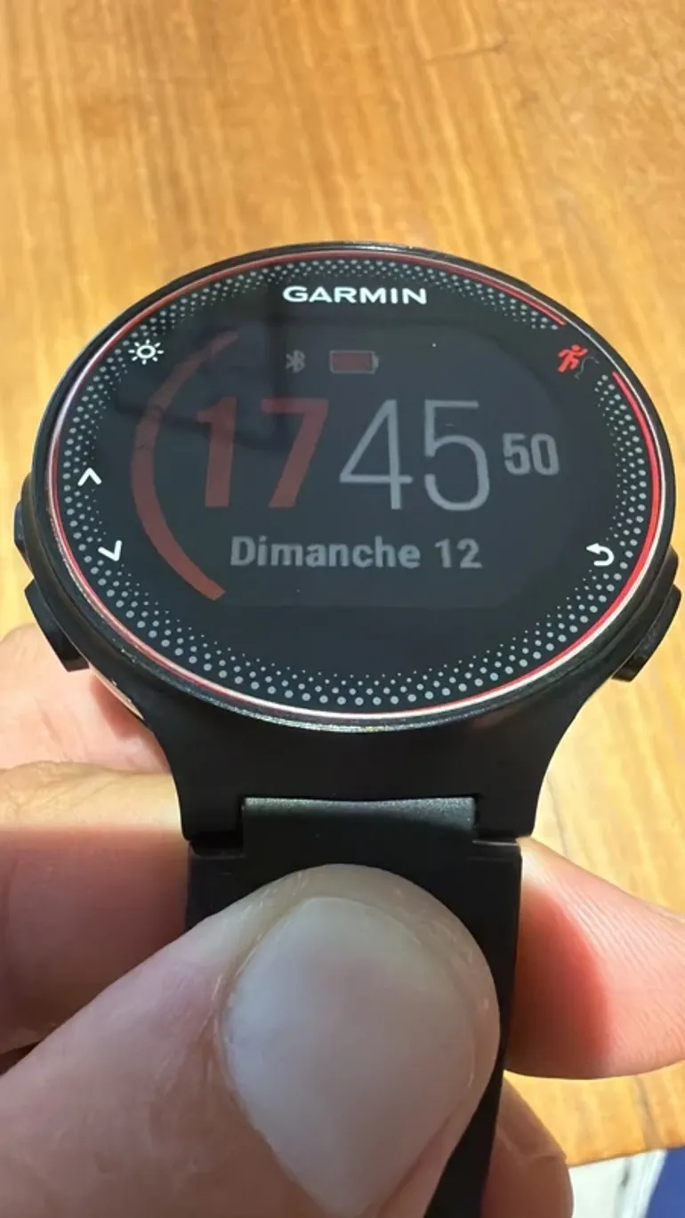 Used Garmin Forerunner 235 bike — image 2 of 4
