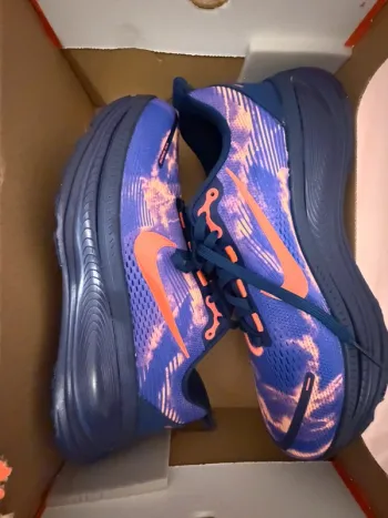Použité Nike Vomero 18 bike — obrázek 4 z 6