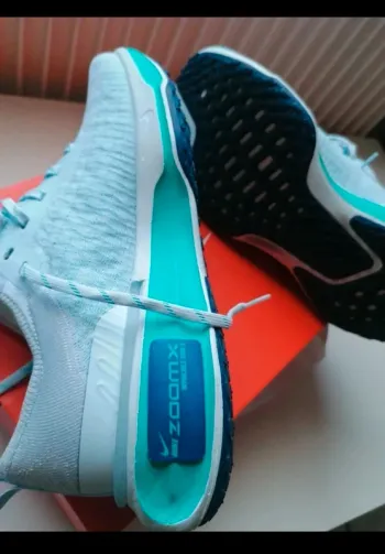 Tweedehands Nike Zoom X Invincible Run 3 FK bike — afbeelding 8 van 8
