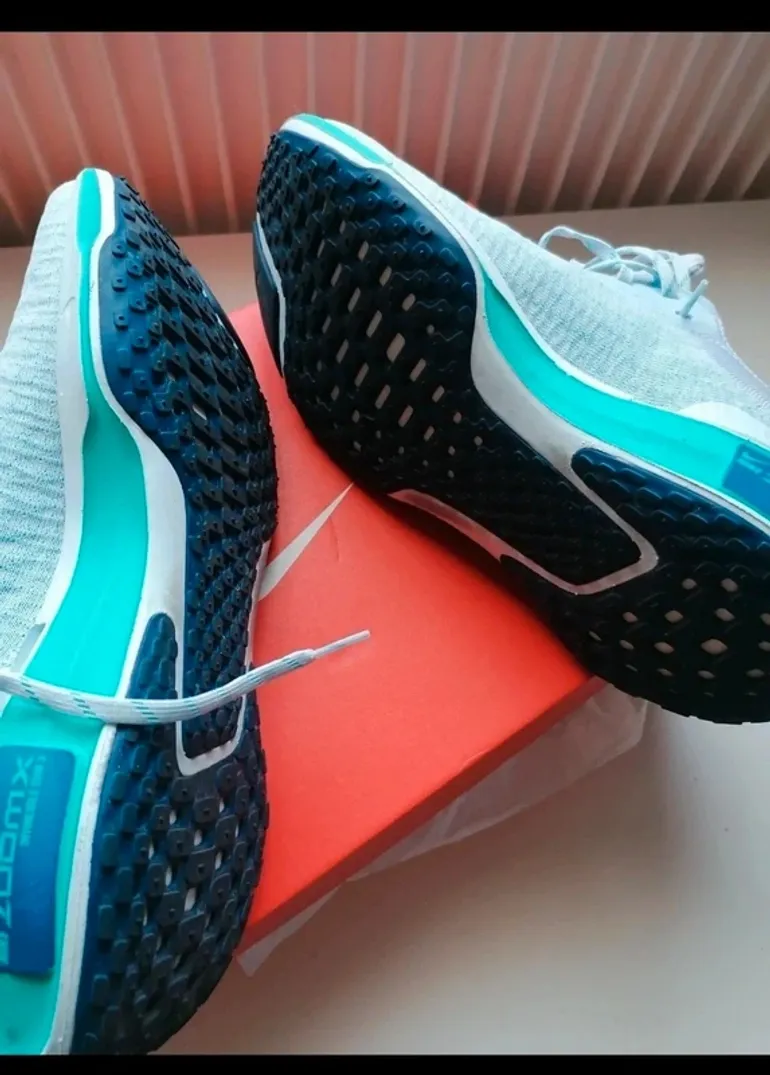 Tweedehands Nike Zoom X Invincible Run 3 FK bike — afbeelding 3 van 8
