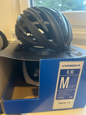 Used Orbea R10 Helmet Cycling Accessories