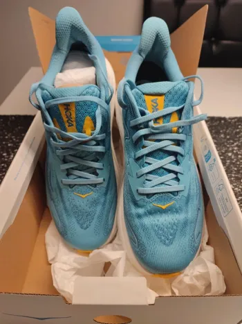 Hoka Clifton 10 bike usato — immagine 4 di 5