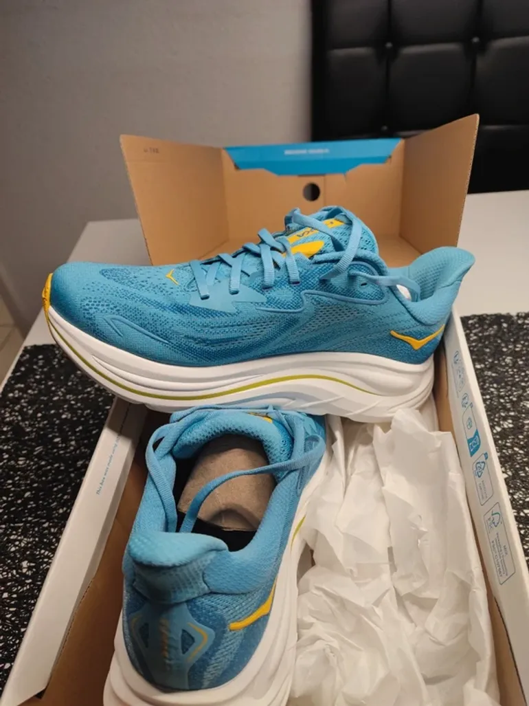 Hoka Clifton 10 bike usato — immagine 2 di 5