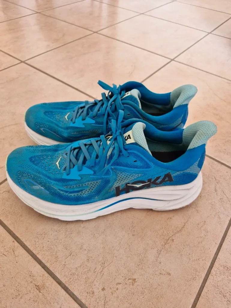 Hoka Clifton 10 bike usato — immagine 2 di 6