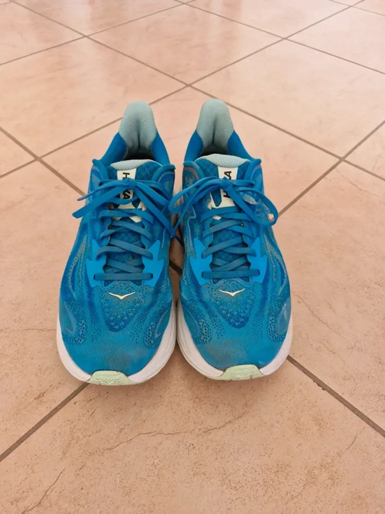 Hoka Clifton 10 bike usato — immagine 3 di 6