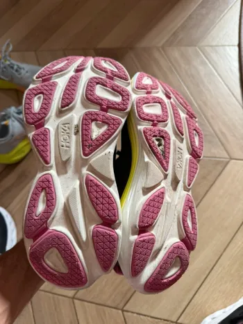 Tweedehands Hoka Running Shoes bike — afbeelding 3 van 5