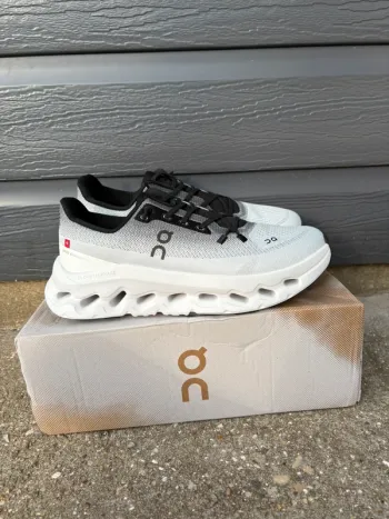 Gebrauchtes On Running shoes bike — Bild 4 von 5