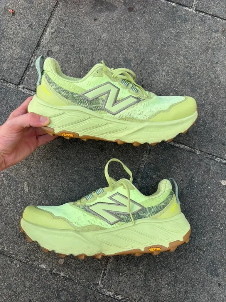 Käytetty New Balance Hierro V9 bike — kuva 2 / 9
