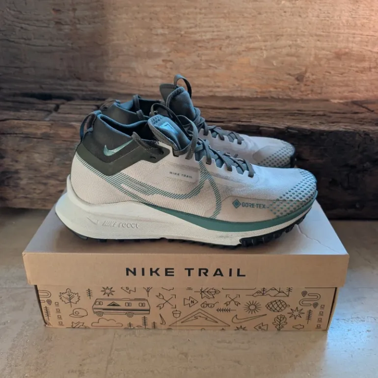 Pegasus Nike React Trail 4 GTX bike usato — immagine 2 di 15