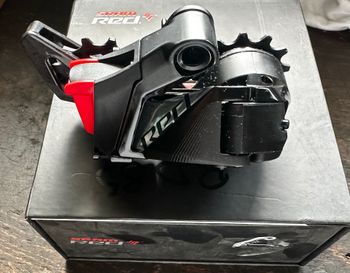 Sram Red AXS 12v Rear Derailleur Drivetrain & Pedals usato