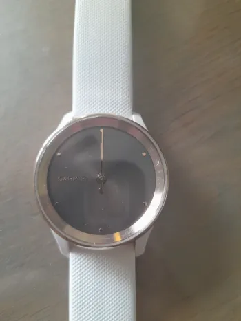 Used Garmin vivomove trend bike — image 5 of 6