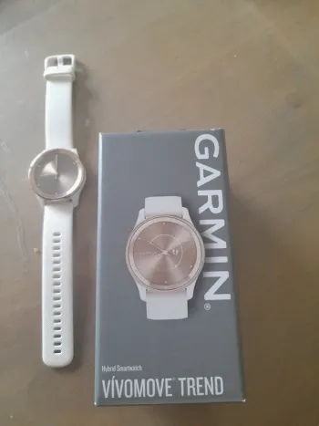 Used Garmin vivomove trend bike — image 2 of 6