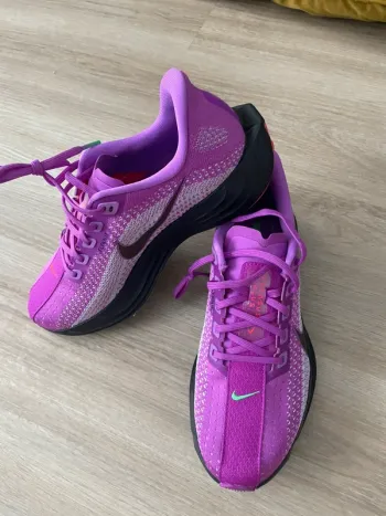 Used Pegasus Plus Flyknit Running Shoes