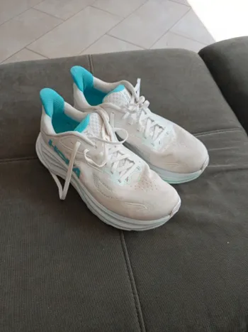 Used Hoka Chaussures running Running Shoes