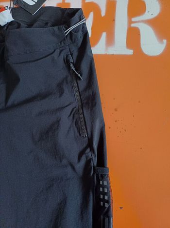 Brugt Sportful Supergiara 2025 bike — billede 2 af 5