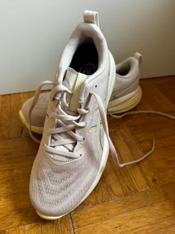 Asics Gel Cumulus 27 bike de segunda mano — imagen 2 de 6