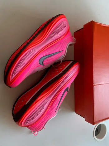 Použité Orange Nike ZoomX Vomero Plus Running Shoes