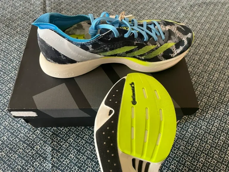 Used Continental Adizero Takumi Sen 10 bike — image 3 of 9