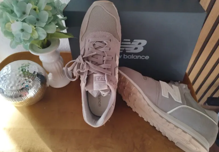Gebrauchtes New Balance Sneaker bike — Bild 2 von 7