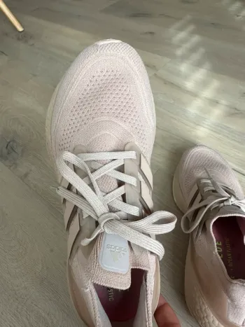 Used Adidas Ultra Boost 21 bike — image 4 of 5